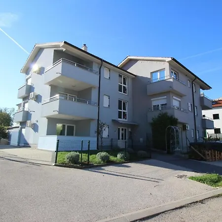In Mit Eigenem Balkon - B44470