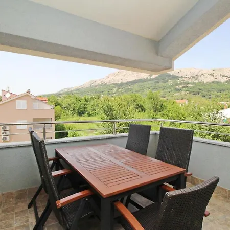 In Mit Eigenem Balkon - B44470 Apartment